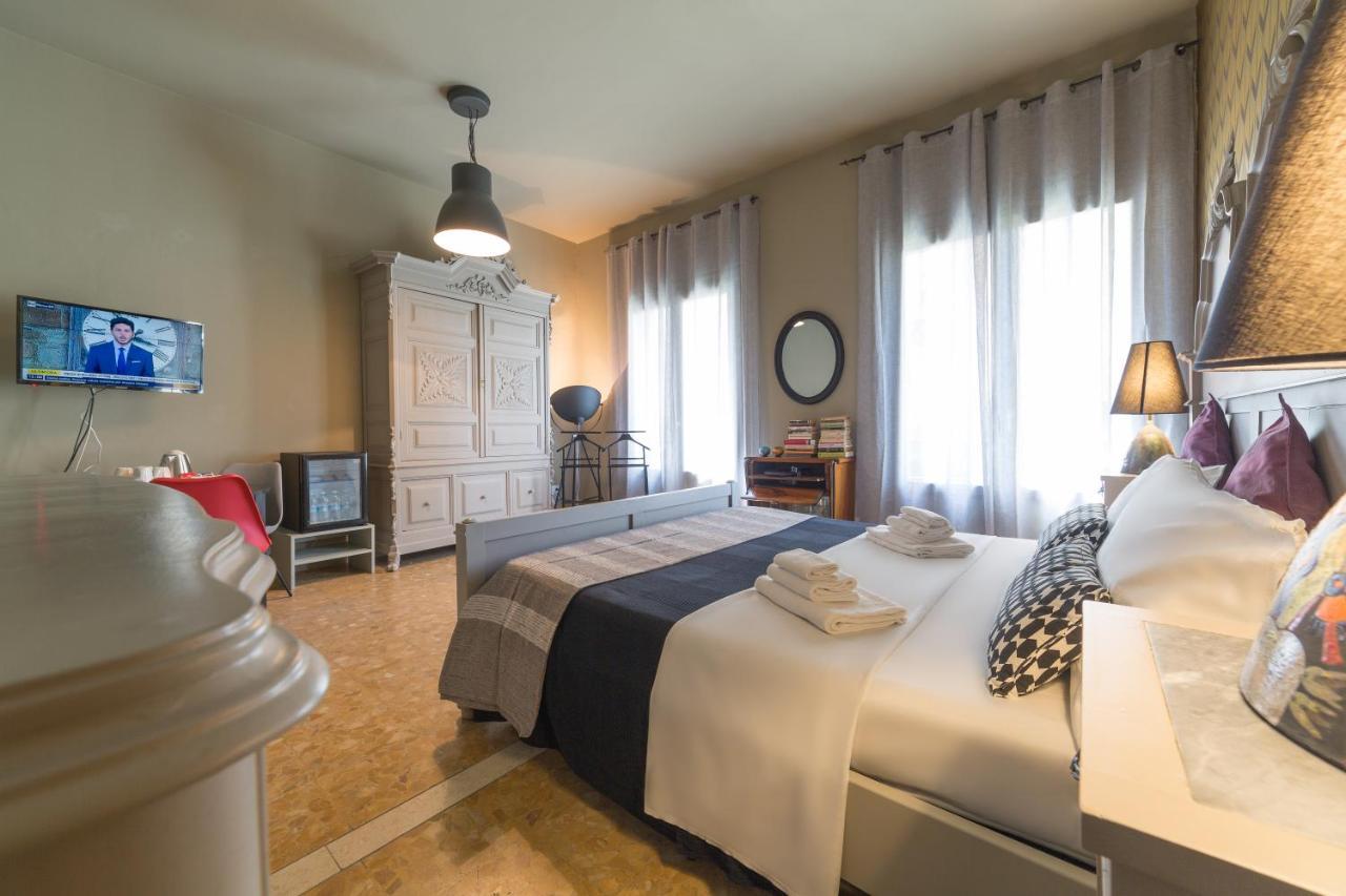 Budget Sonnino 37 Gasthuis